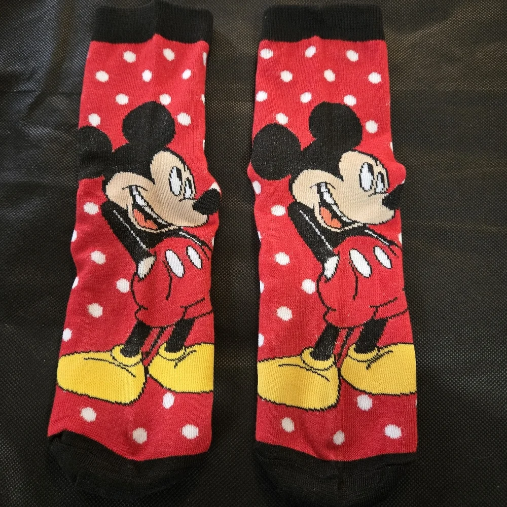 🍒🍒 Red White Polka Dot Mickey Mouse Crew Socks